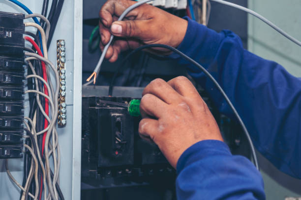 Best Circuit Breaker Repair  in Beechwood Village, KY